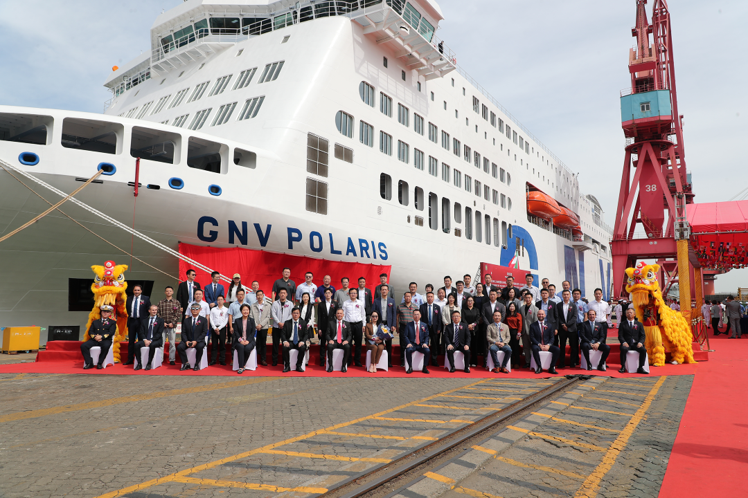 華南建材參建的MSC地中海大型豪華客滾船首制船命名交付! 華南建材參建的MSC地中海大型豪華客滾船首制船命名交付!